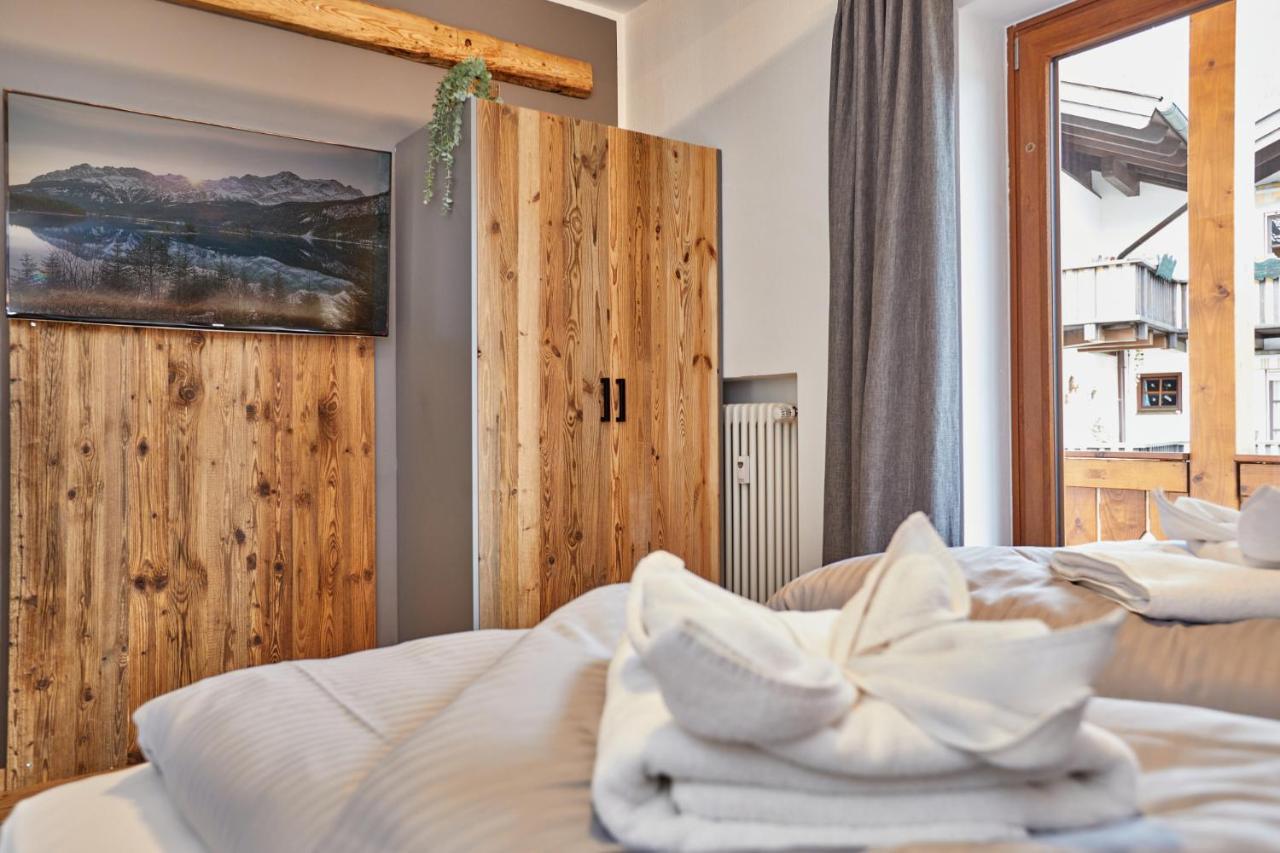 Alpis Ferienwohnung Garmisch-Partenkirchen Exterior foto