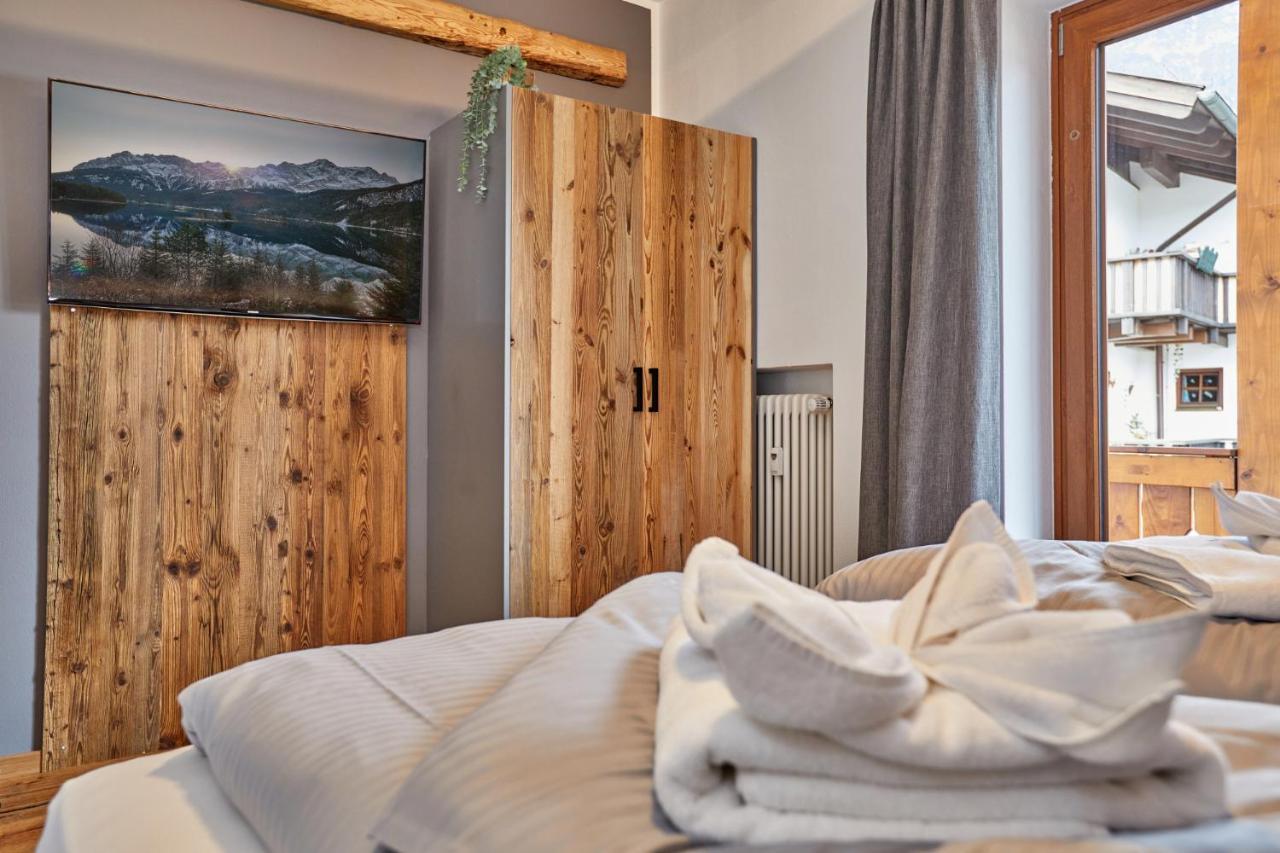 Alpis Ferienwohnung Garmisch-Partenkirchen Exterior foto